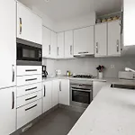 38 - Residences *